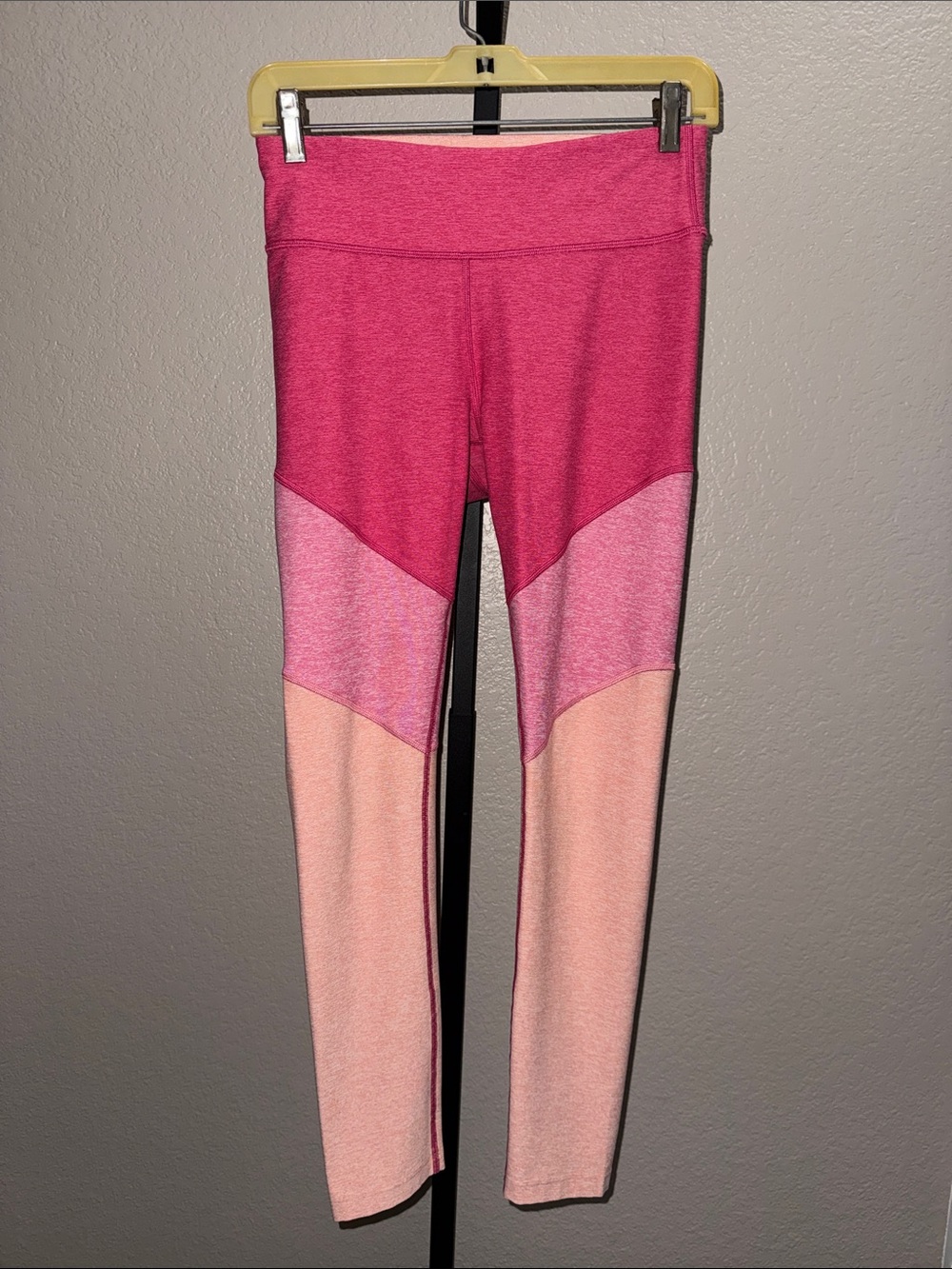 Outdoor Voices Pink Color-block Leggings size small